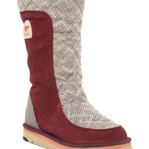 Sorel Boots Newbie Tall - New in Box - Size 7.5